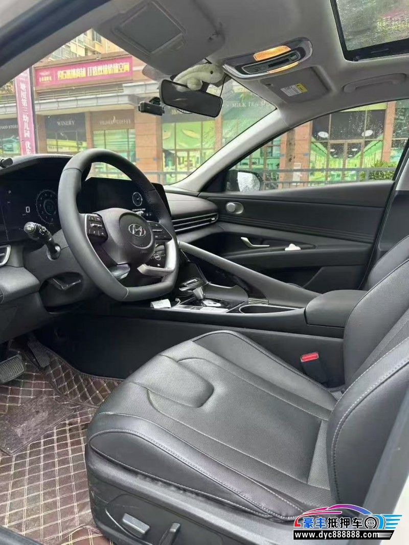 23年现代伊兰特轿车抵押车出售