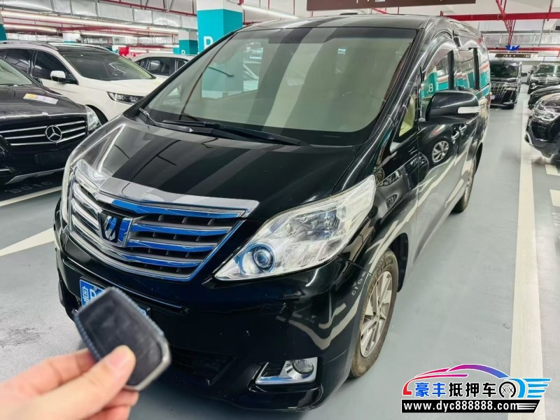 15年丰田埃尔法轿车抵押车出售