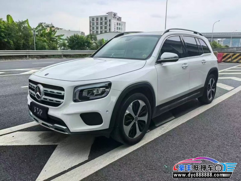 22年奔驰GLB轿车抵押车出售