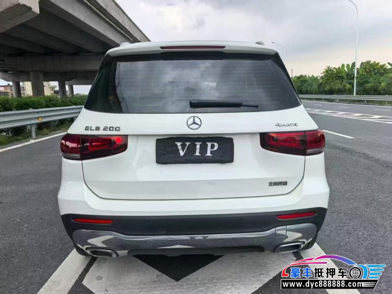 22年奔驰GLB轿车抵押车出售