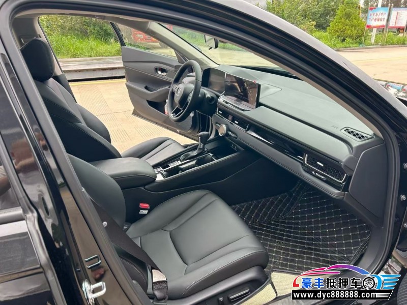 25年本田英诗派轿车抵押车出售