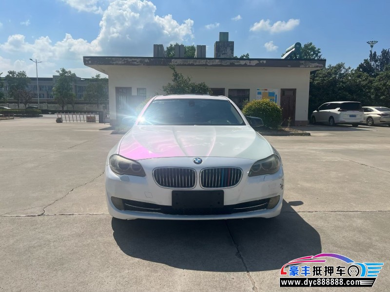 11年宝马5系轿车抵押车出售