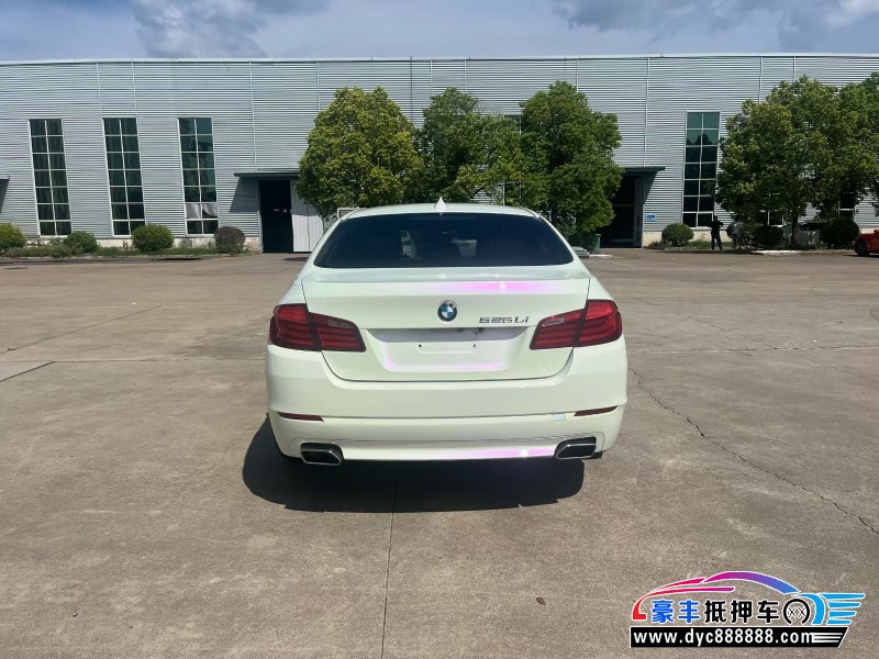 11年宝马5系轿车抵押车出售