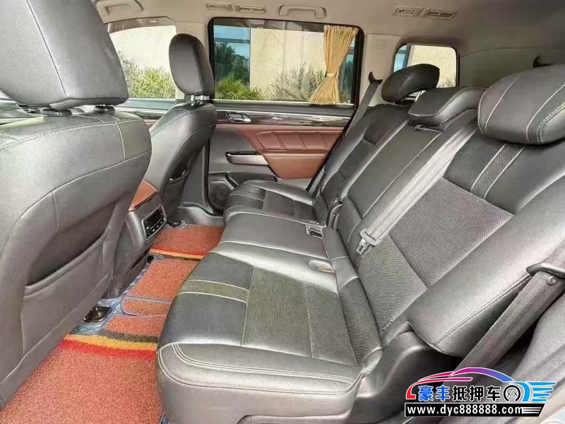 17年传祺GS8轿车抵押车出售