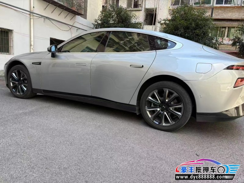 21年小鹏汽车P7轿车抵押车出售