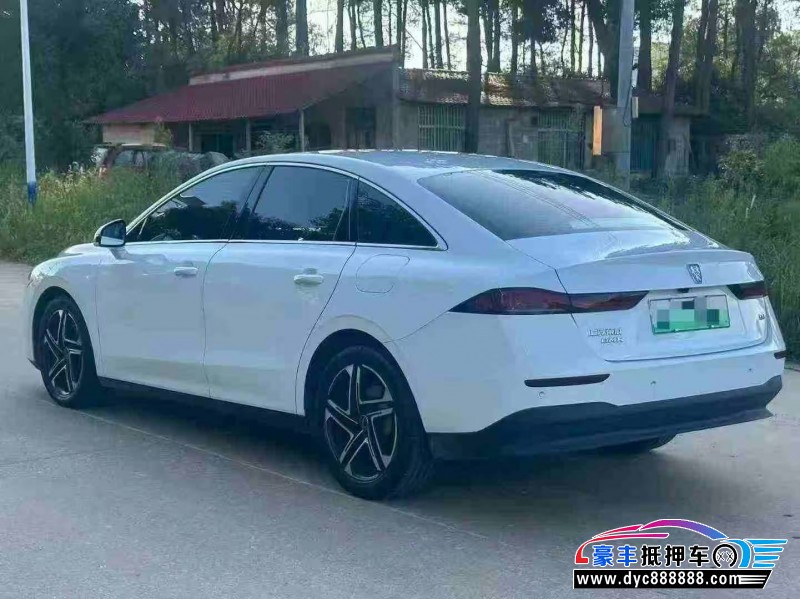 24年荣威D7轿车抵押车出售