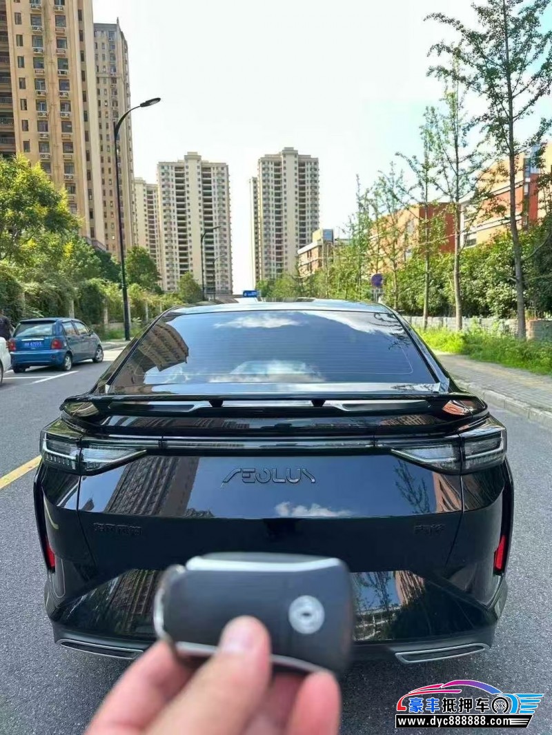 24年东风风神奕炫轿车抵押车出售