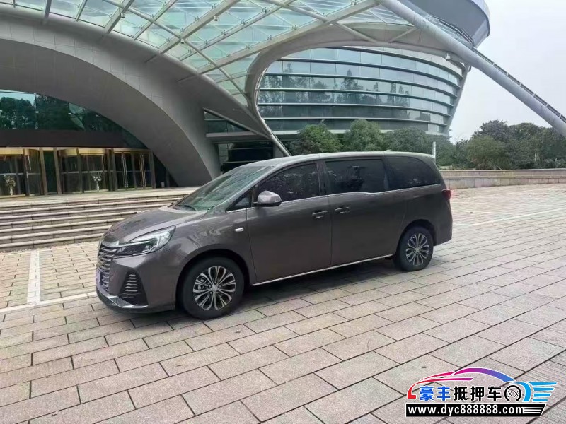 24年别克GL8轿车抵押车出售