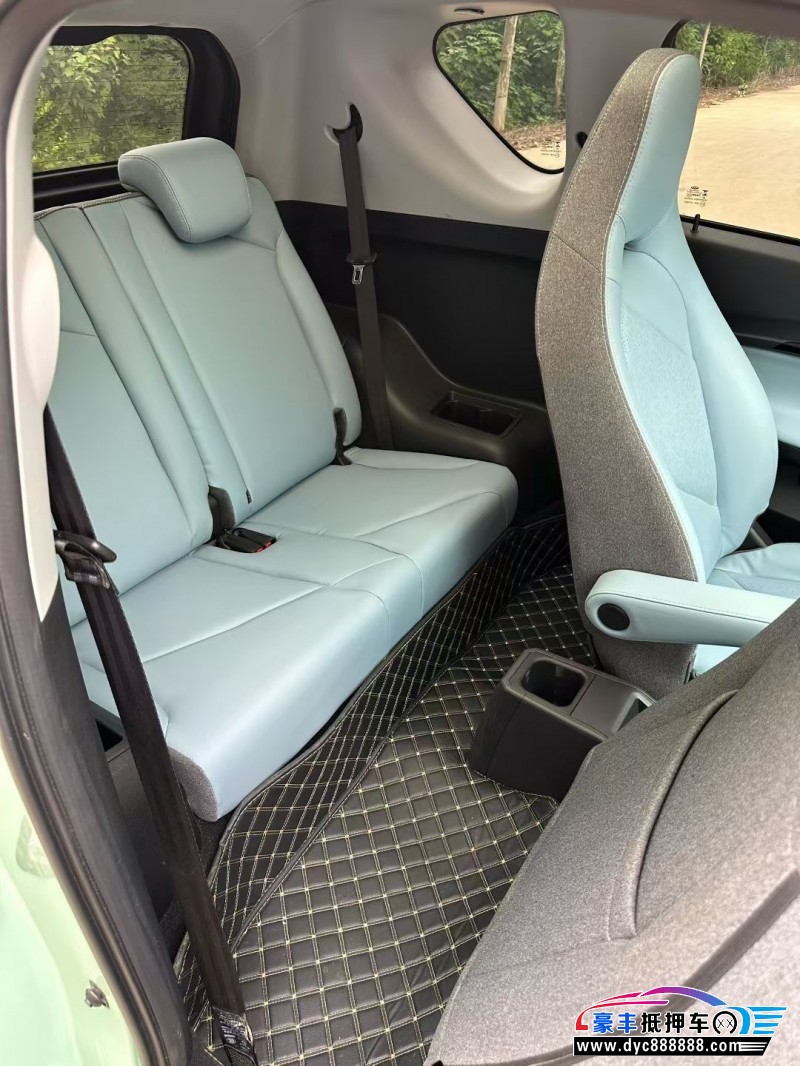 23年奇瑞小蚂蚁轿车抵押车出售