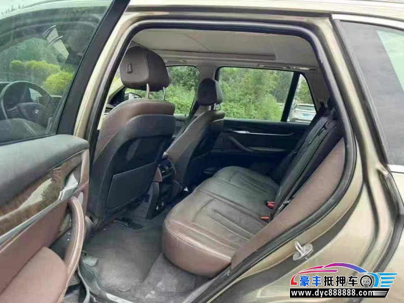 17年宝马X5轿车抵押车出售