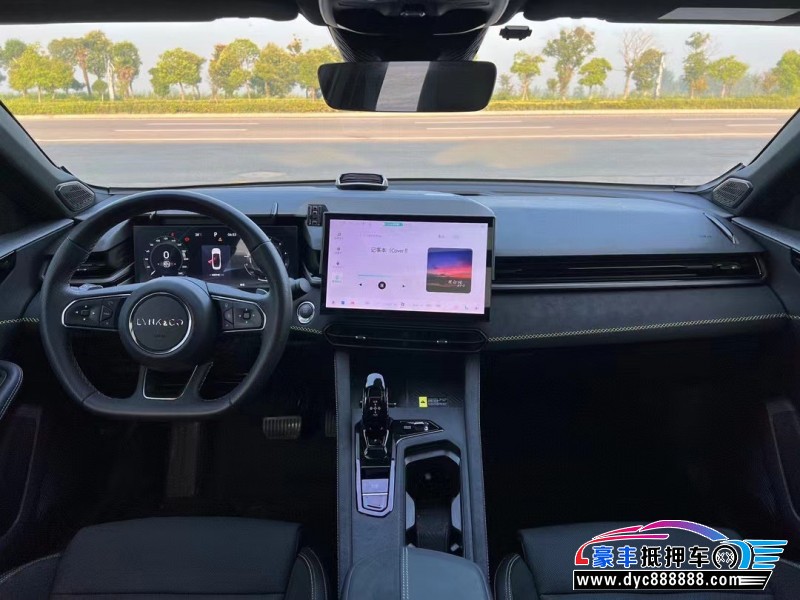 24年领克03轿车抵押车出售