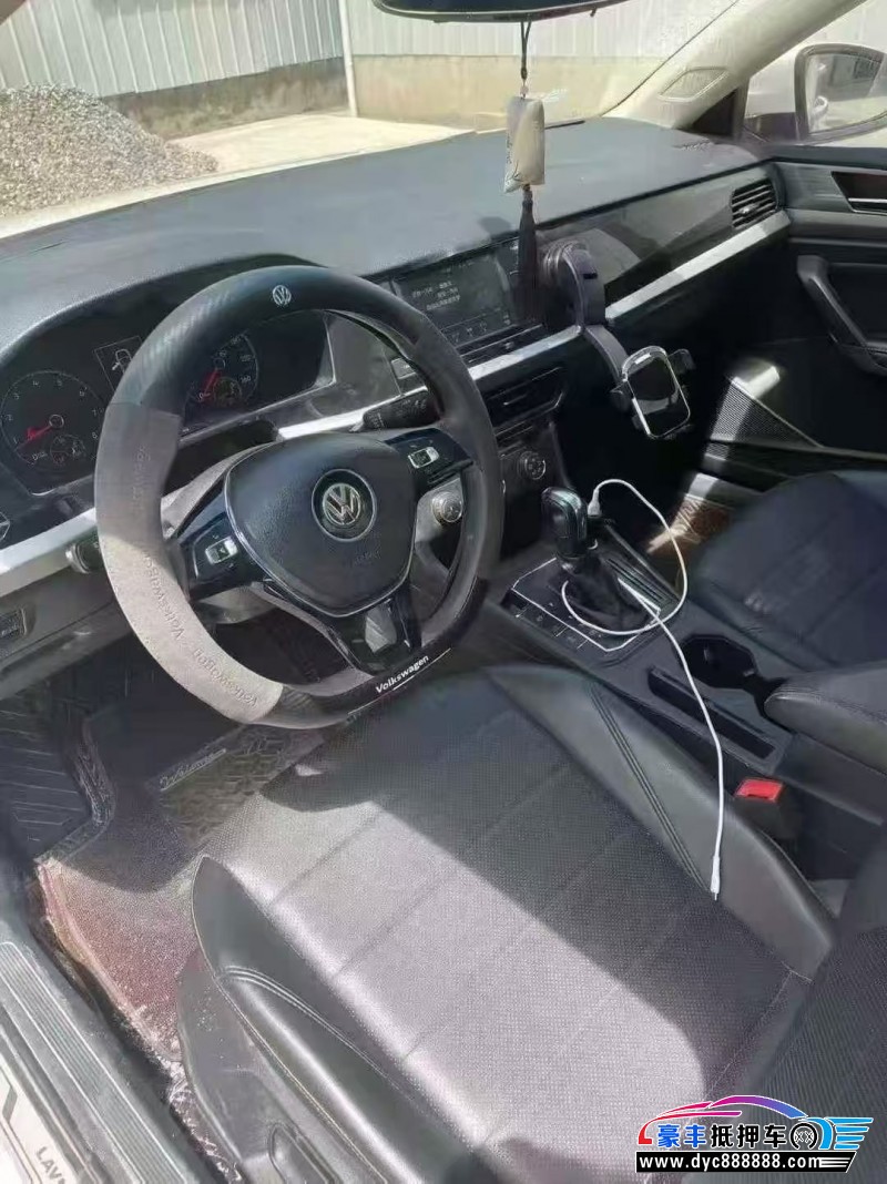 20年大众朗逸轿车抵押车出售