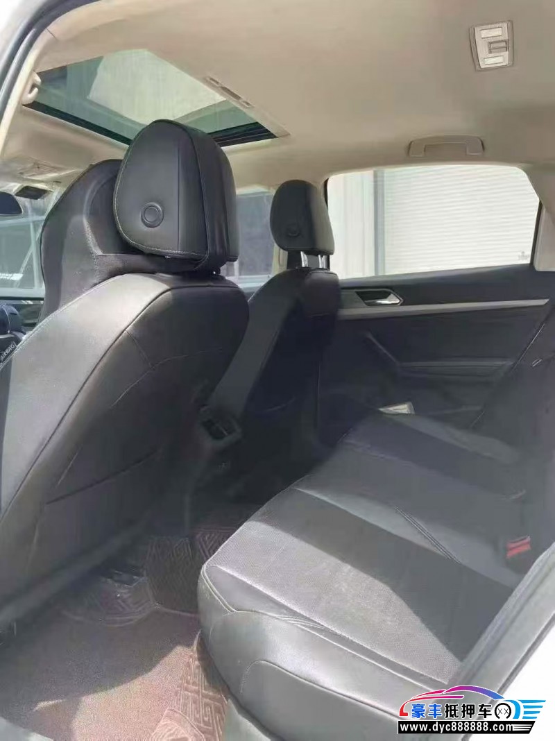 20年大众朗逸轿车抵押车出售