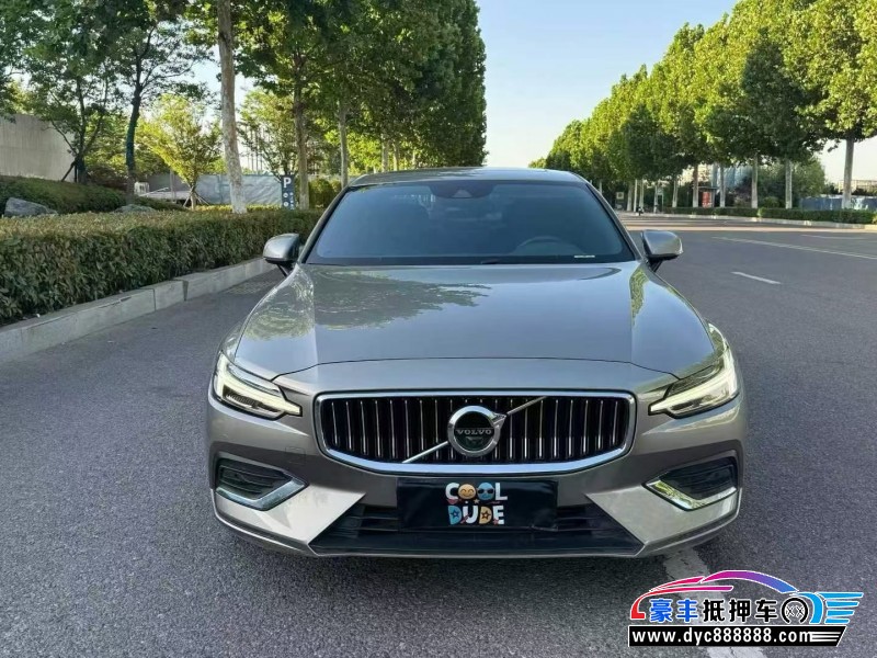 20年沃尔沃S60轿车抵押车出售