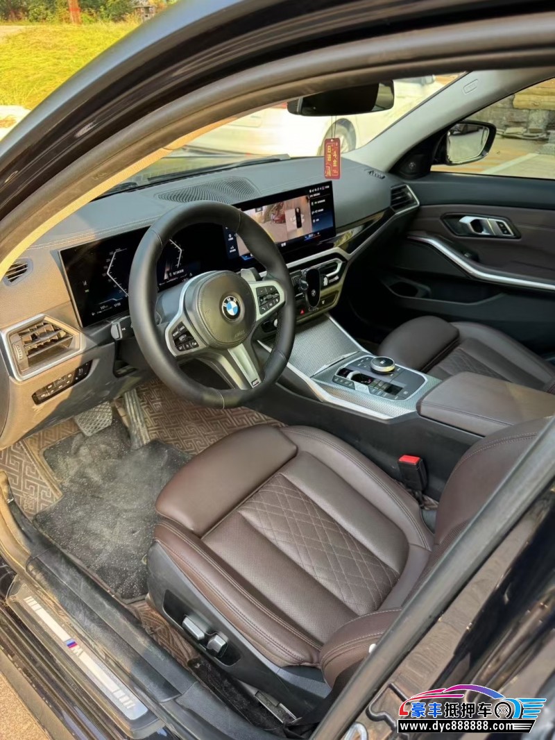 23年宝马3系轿车抵押车出售