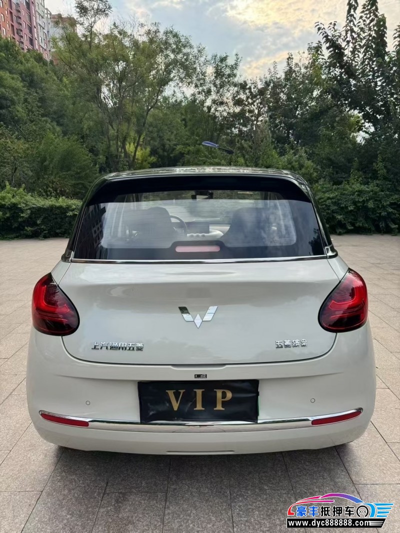 24年五菱缤果轿车抵押车出售