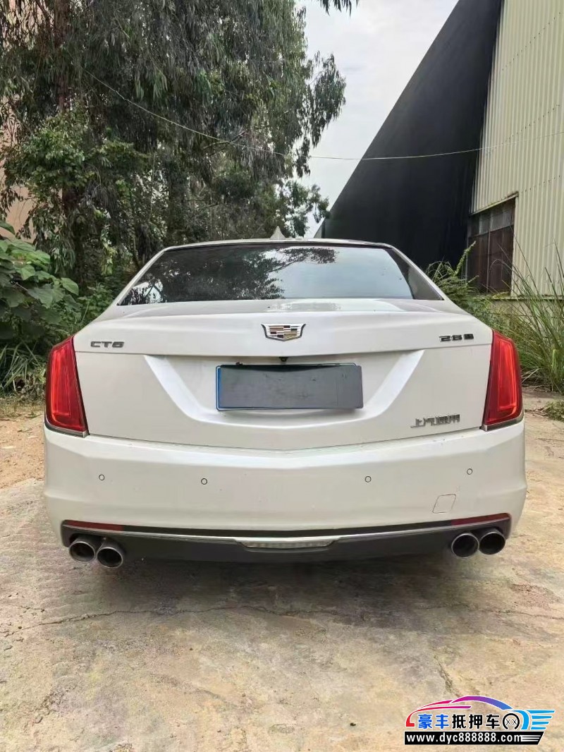 17年凯迪拉克CT6轿车抵押车出售