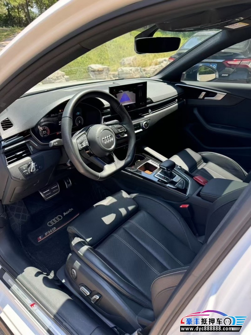 23年奥迪A4L轿车抵押车出售