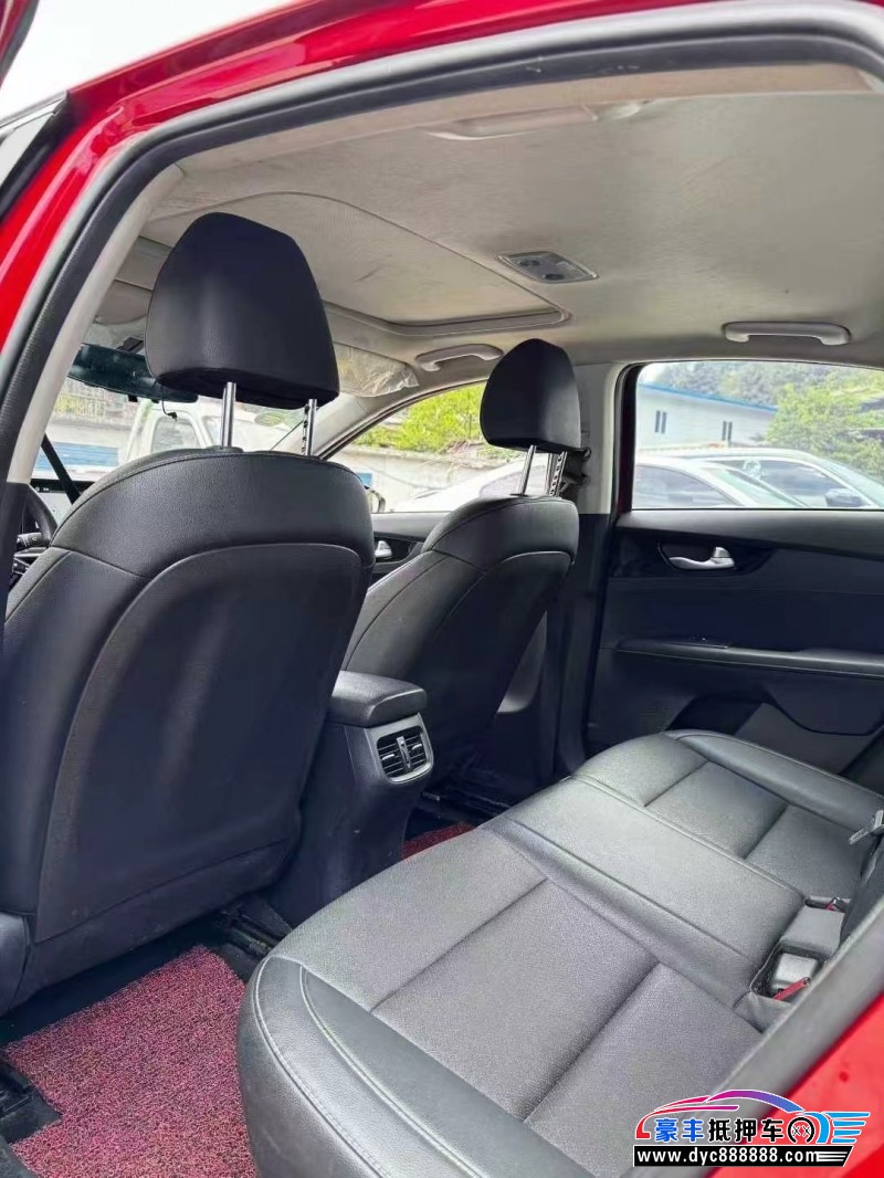 19年起亚K3轿车抵押车出售