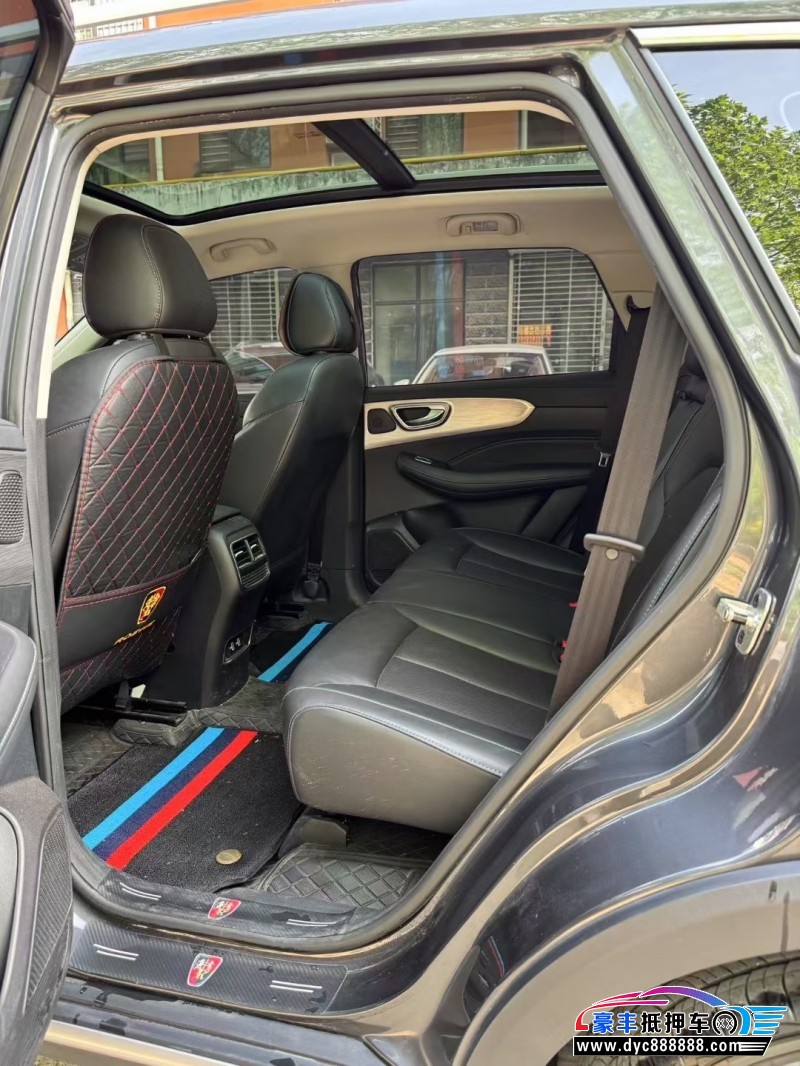 24年荣威RX5轿车抵押车出售