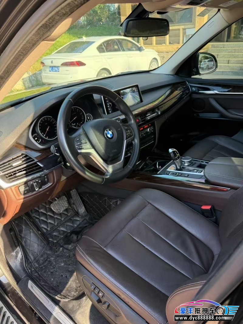 17年宝马X5轿车抵押车出售