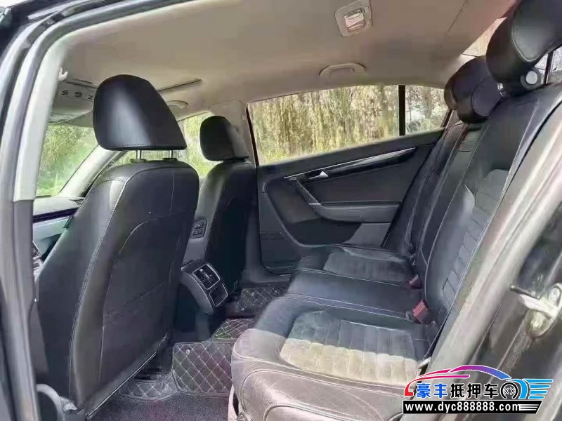 16年大众迈腾轿车抵押车出售