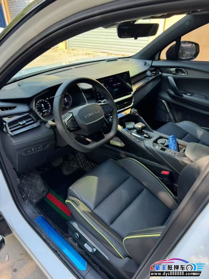 24年领克06轿车抵押车出售