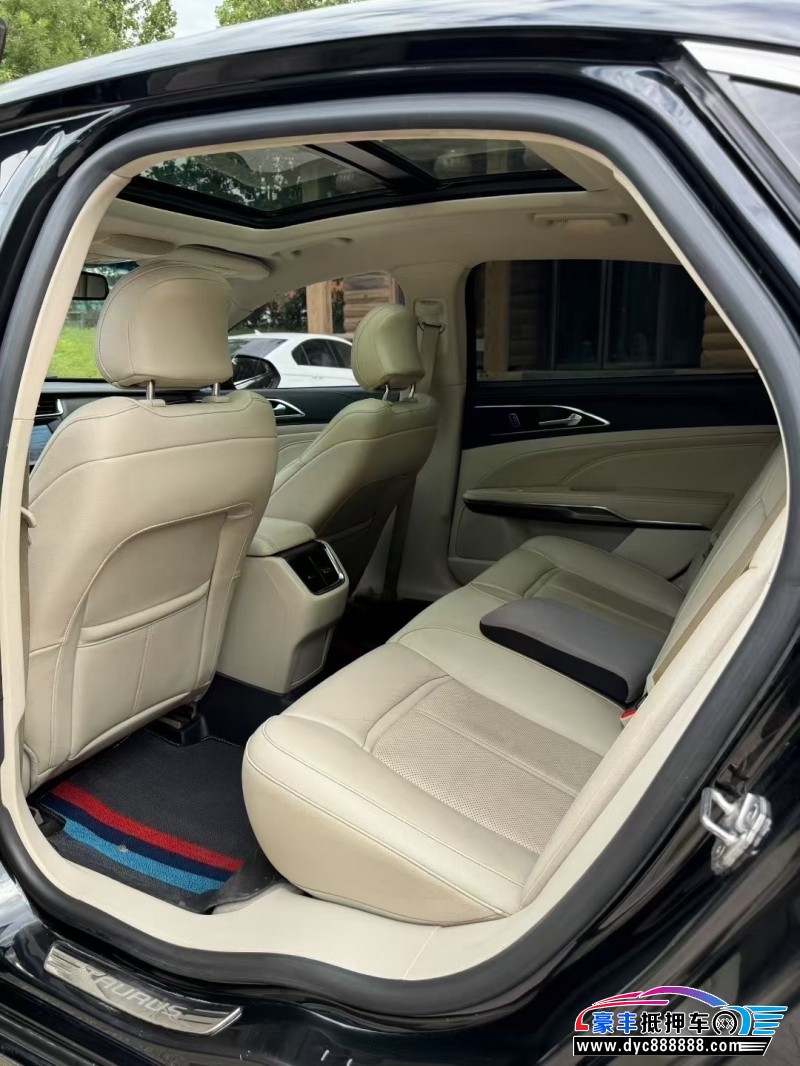 17年福特金牛座轿车抵押车出售