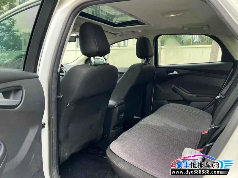 18年福特福克斯轿车抵押车出售