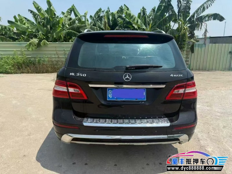 12年奔驰ML轿车抵押车出售