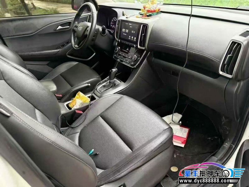 18年现代ix35轿车抵押车出售