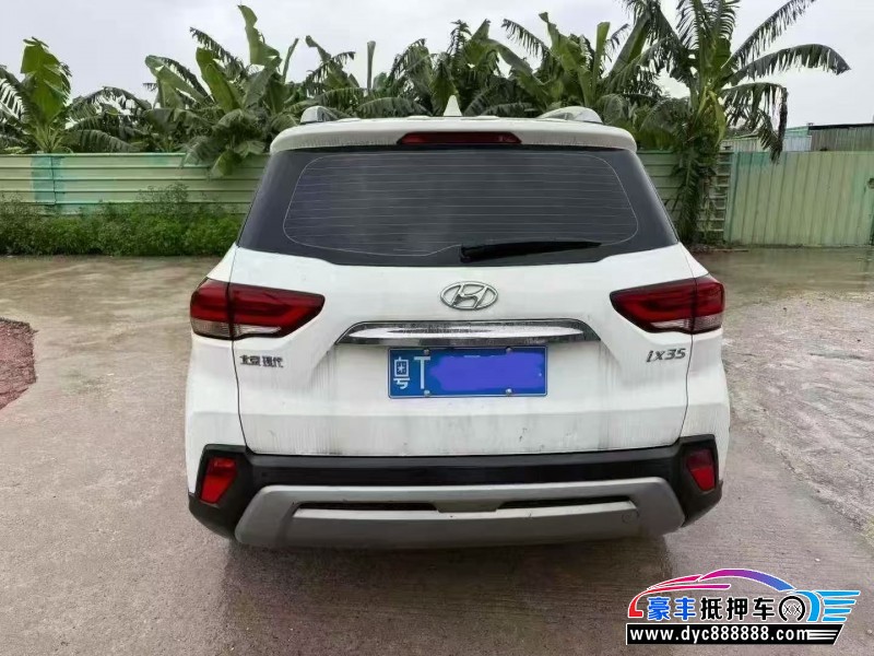 18年现代ix35轿车抵押车出售