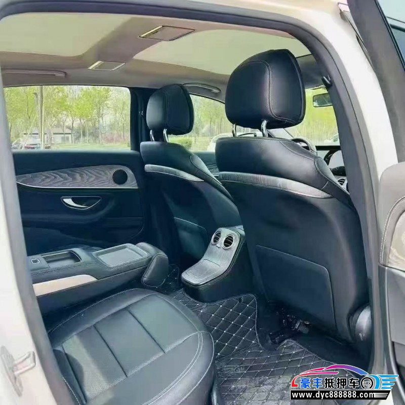 22年奔驰E轿车抵押车出售