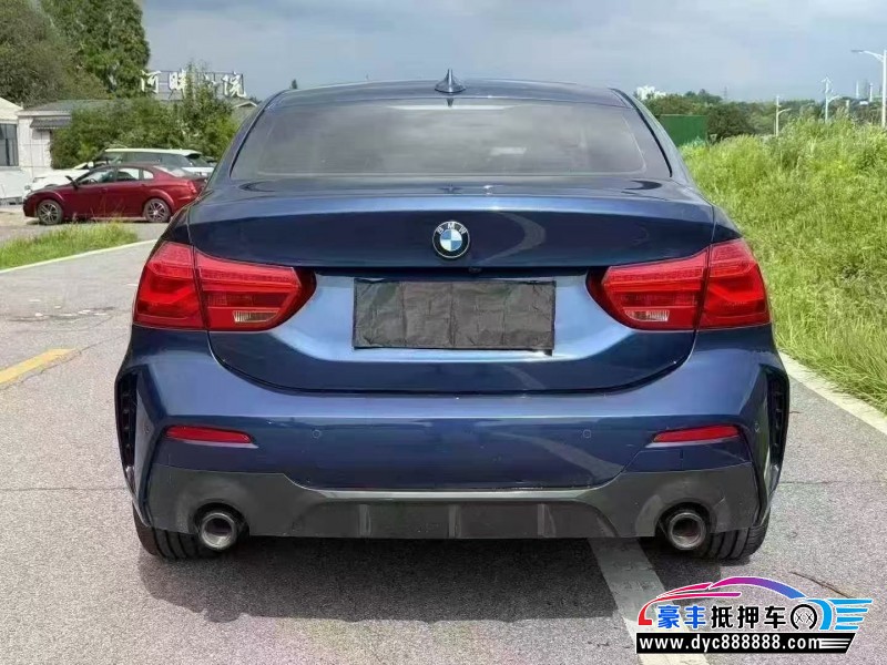 21年宝马1系轿车抵押车出售
