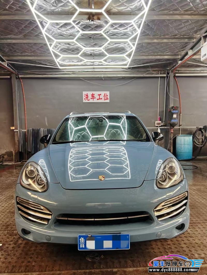 12年保时捷卡宴轿车抵押车出售