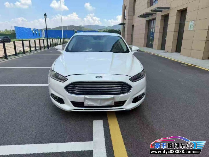 15年福特蒙迪欧轿车抵押车出售