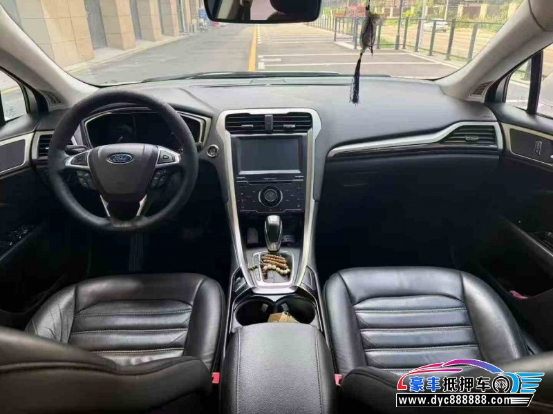 15年福特蒙迪欧轿车抵押车出售