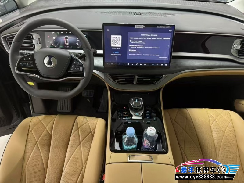 25年腾势D9轿车抵押车出售