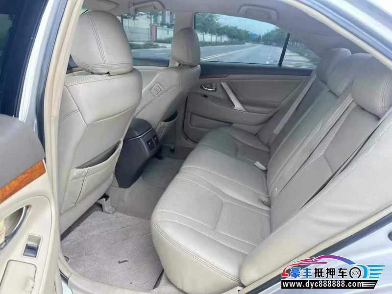 09年丰田凯美瑞轿车抵押车出售