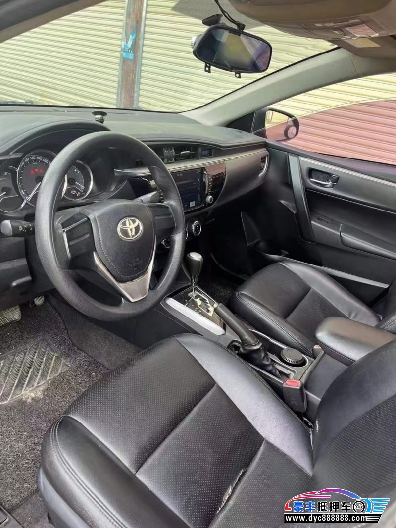 16年丰田雷凌轿车抵押车出售