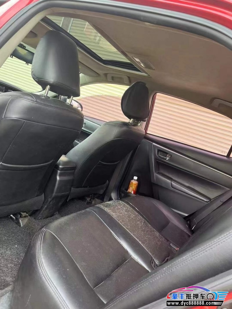 16年丰田雷凌轿车抵押车出售