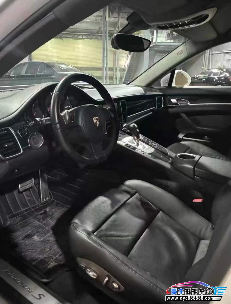 13年保时捷帕纳梅拉轿车抵押车出售