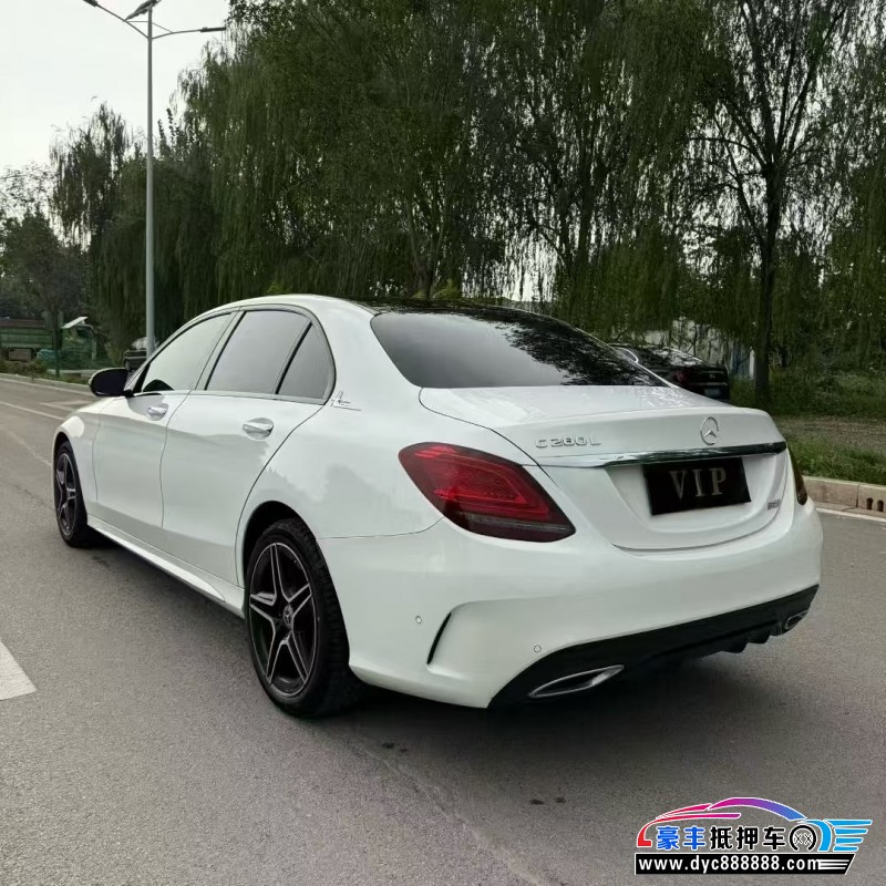 21年奔驰C轿车抵押车出售
