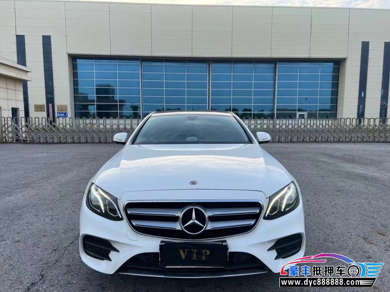 17年奔驰E轿车抵押车出售
