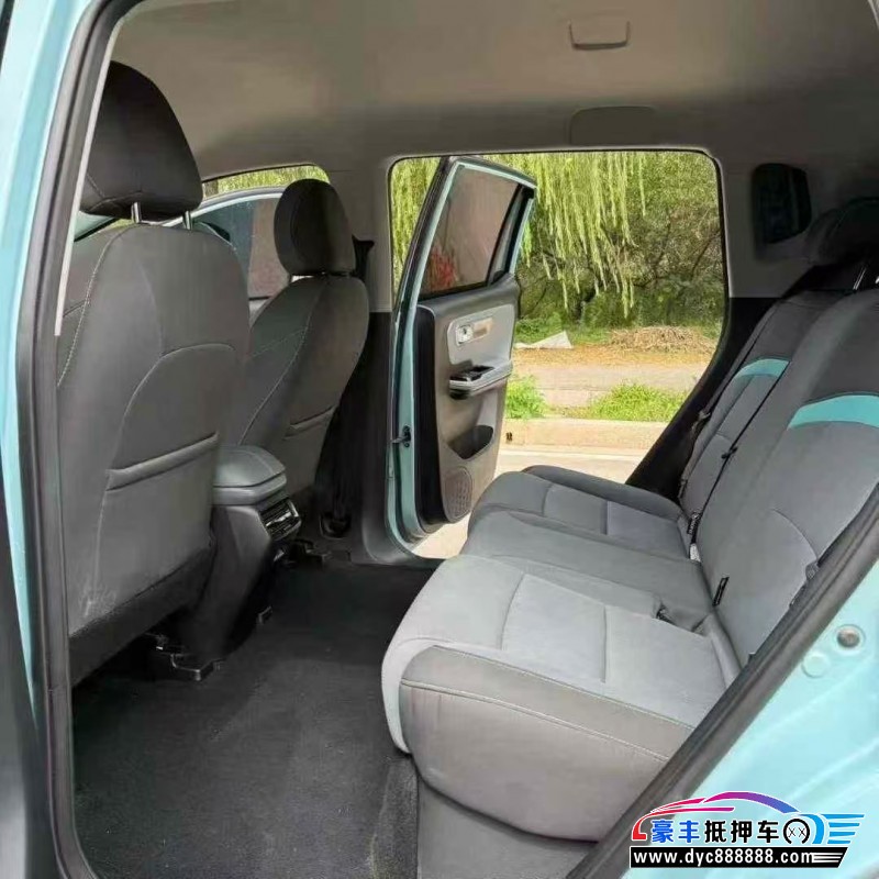 25年埃安Y70轿车抵押车出售