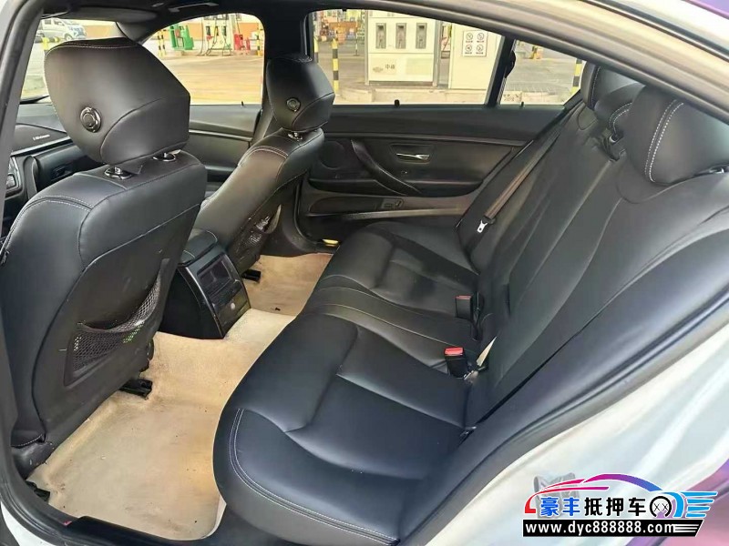 13年宝马3系轿车抵押车出售