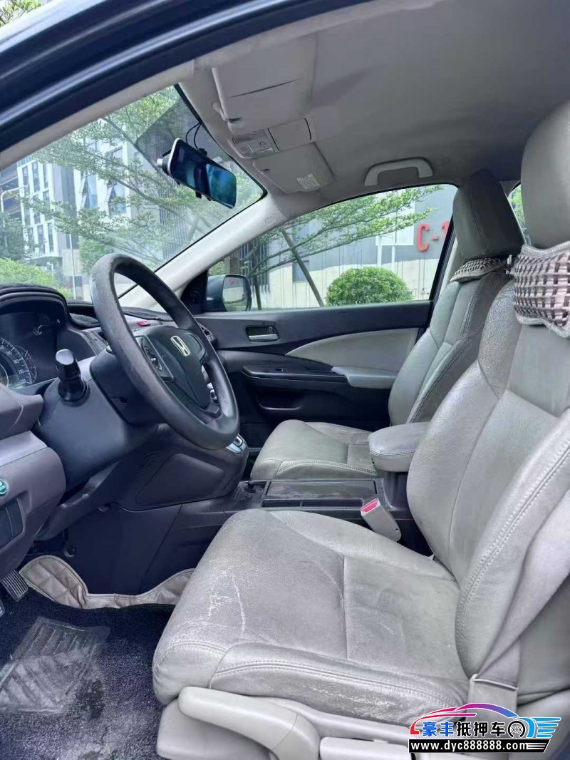 12年本田CR-V轿车抵押车出售