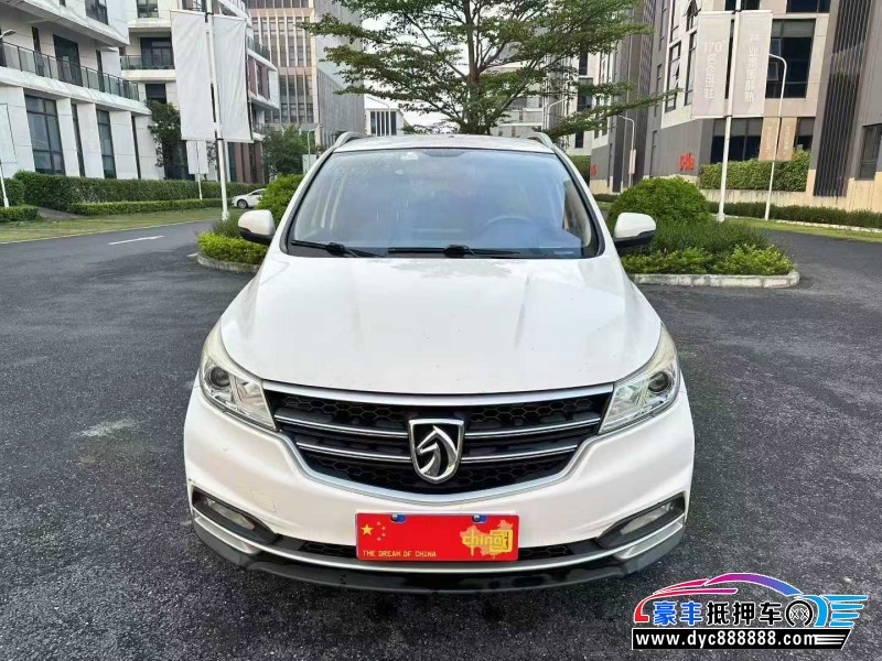 18年宝骏730轿车抵押车出售