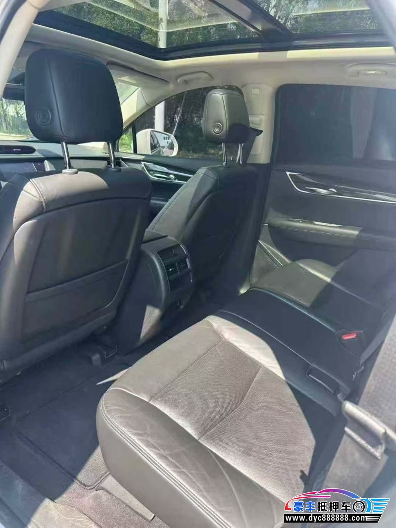 18年凯迪拉克XT5轿车抵押车出售