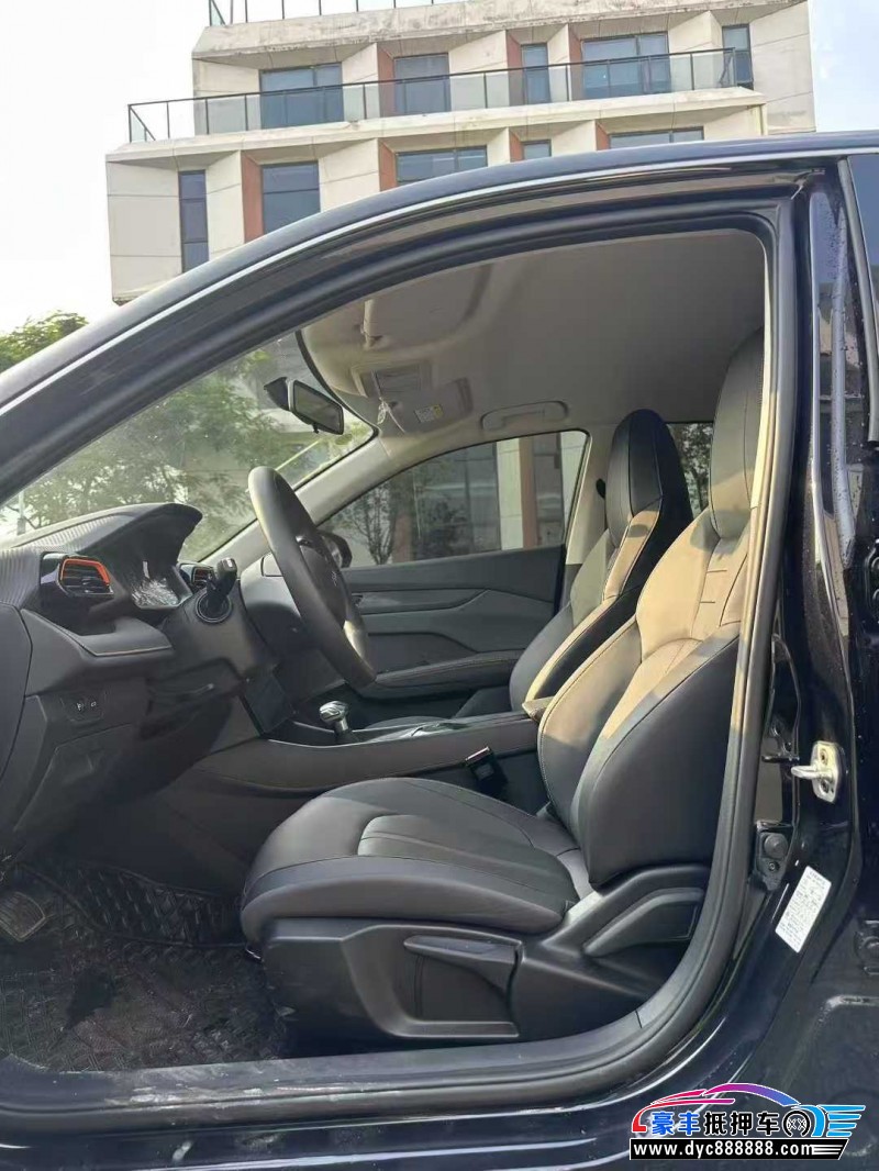 24年东风风神奕炫轿车抵押车出售